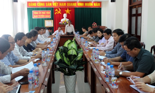 Phú Yên: Tiếp tục đẩy mạnh tuyên truyền kết quả 1 năm thực hiện Chỉ thị 05 gắn với thực hiện Nghị quyết Trung ương 4 khóa XII